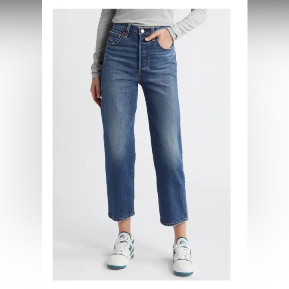 Levi’s Ribcage straight ankle jeans size 29